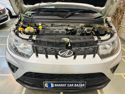 20,000 KMS MAHINDRA KUV 100 K2 6STR PETROL (2017)