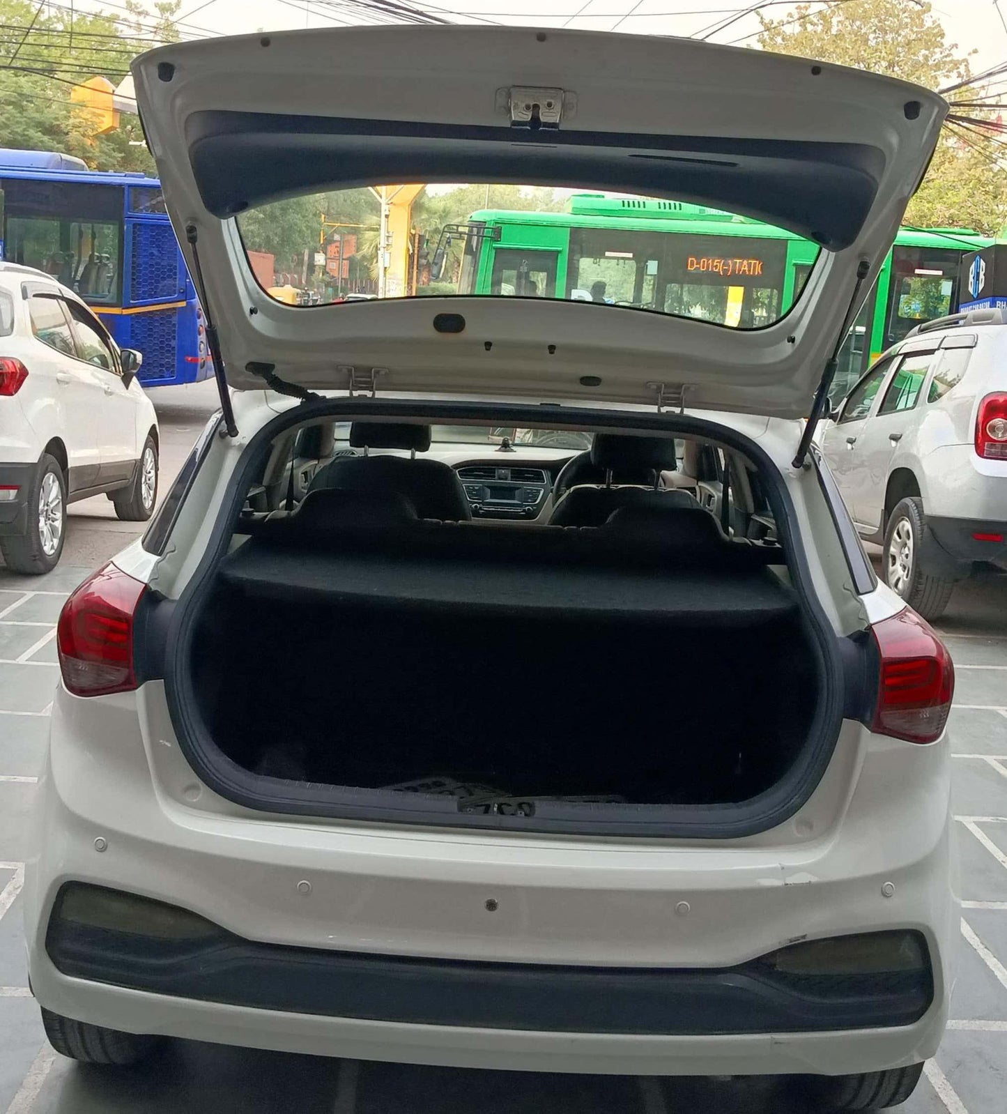 27,000 KMS HYUNDAI I20 MAGNA EXECUTIVE PETROL (2019)