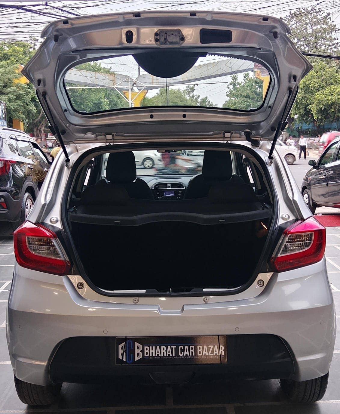 28,000 KMS TATA TIAGO XZA 1.2 PETROL (2017)
