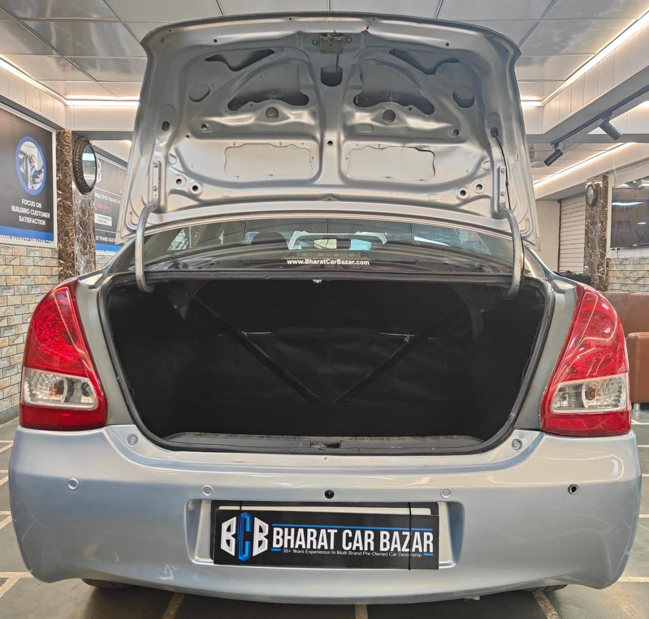 TOYOTA ETIOS V PETROL (2011)