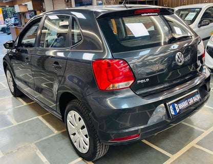 37,000 KMS VOLKSWAGEN POLO 1.2 MPI COMFOTLINE MT PETROL (2016)
