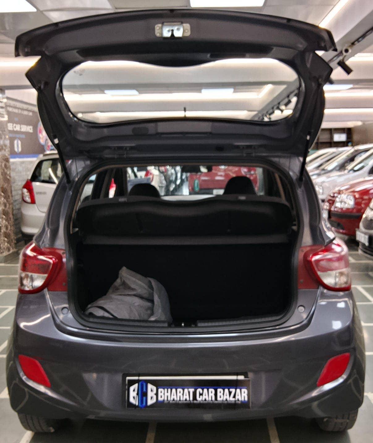 15,000 KMS HYUNDAI GRAND I10 MAGNA 1.2 PETROL (2014)