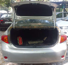 Load image into Gallery viewer, TOYOTA COROLLA ALTIS G PETROL (2010)
