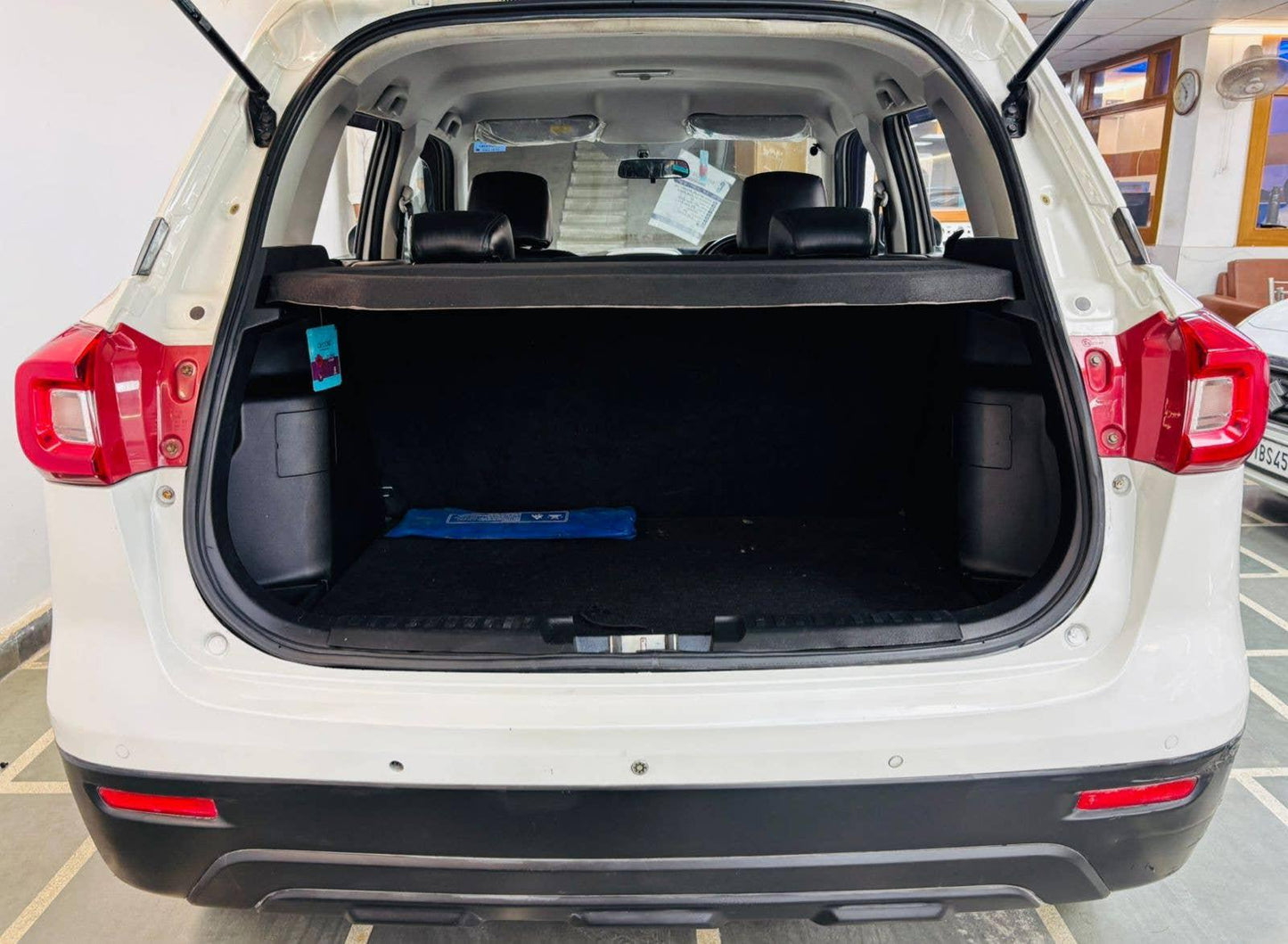MARUTI VITARA BREZZA VXI PETROL (2022)