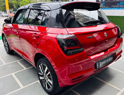 39,000 KMS MARUTI SWIFT ZXI+ PETROL (2024)