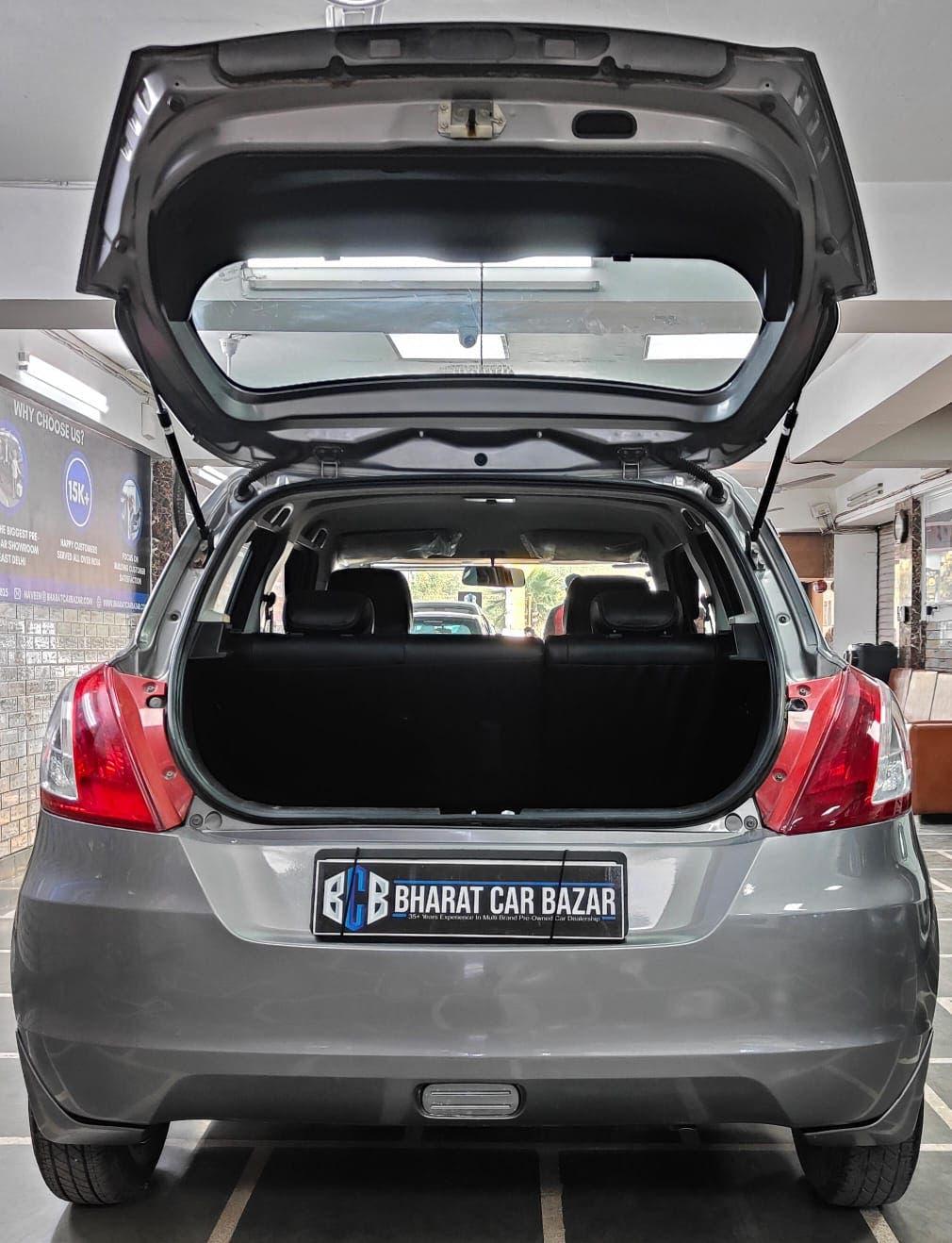 MARUTI SWIFT LXI PETROL (2015)