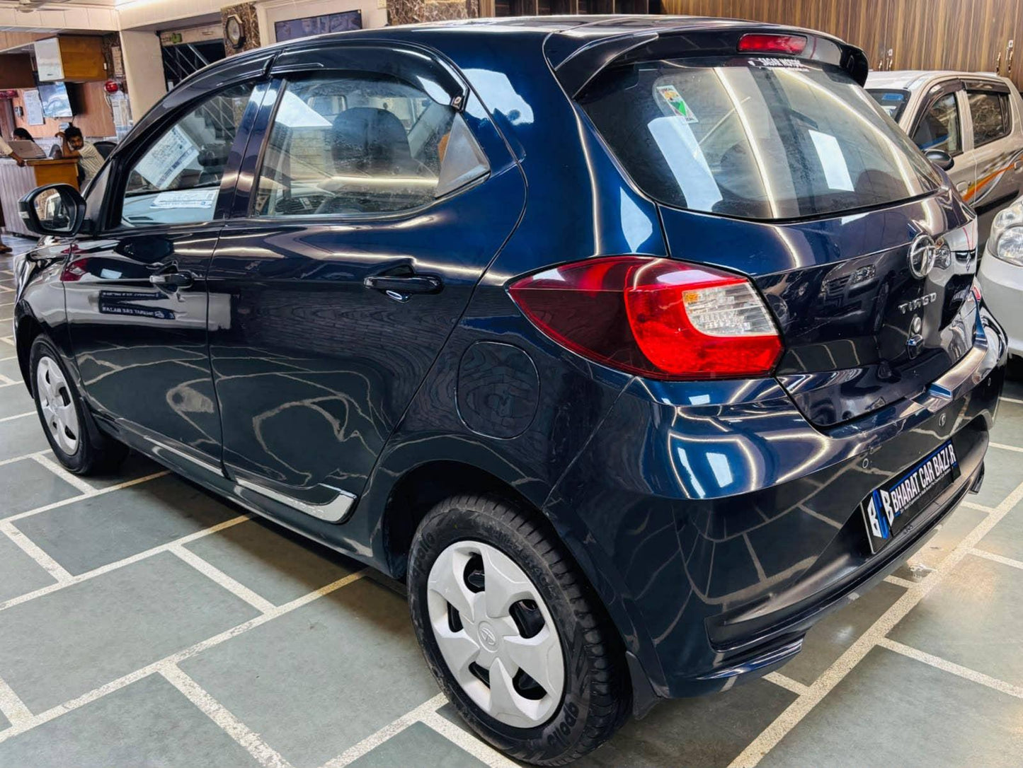 21,000 KMS TATA TIAGO XT (O) 1.2 RTN PETROL (2023)