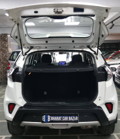 48,000 KMS TATA NEXON XZ 1.2 PETROL (2021)
