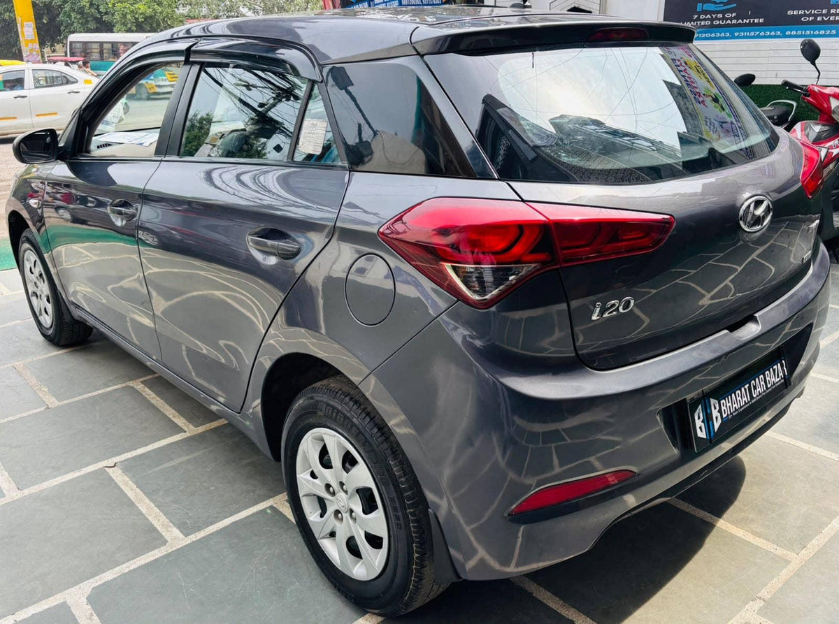 27,000 KMS HYUNDAI I20 MAGNA 1.2 PETROL (2017)