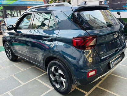 HYUNDAI VENUE 1.0 TURBO GDI MT SX SUNROOF (2019)