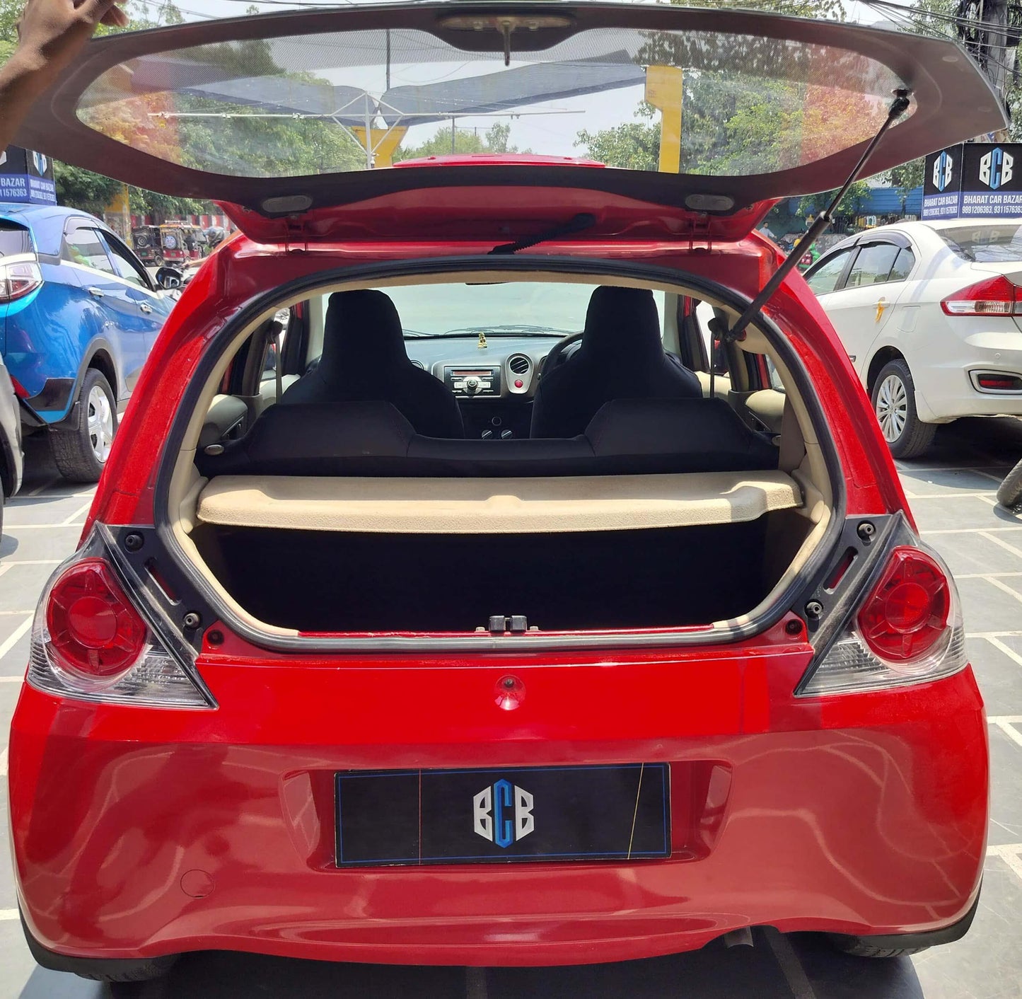 49,000 KMS HONDA BRIO SMT PETROL (2012)