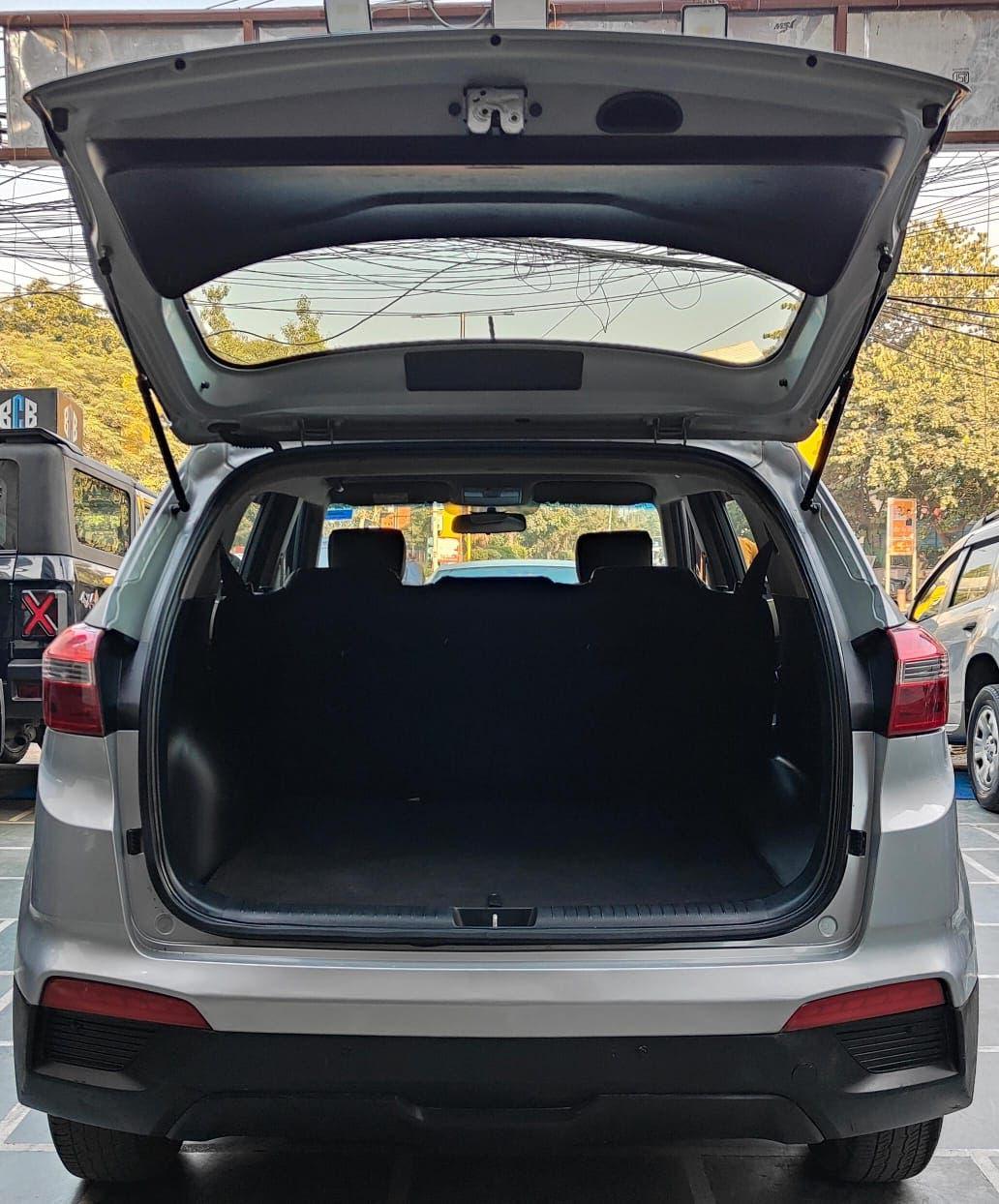 46,000 KMS HYUNDAI CRETA E+ PETROL (2017)