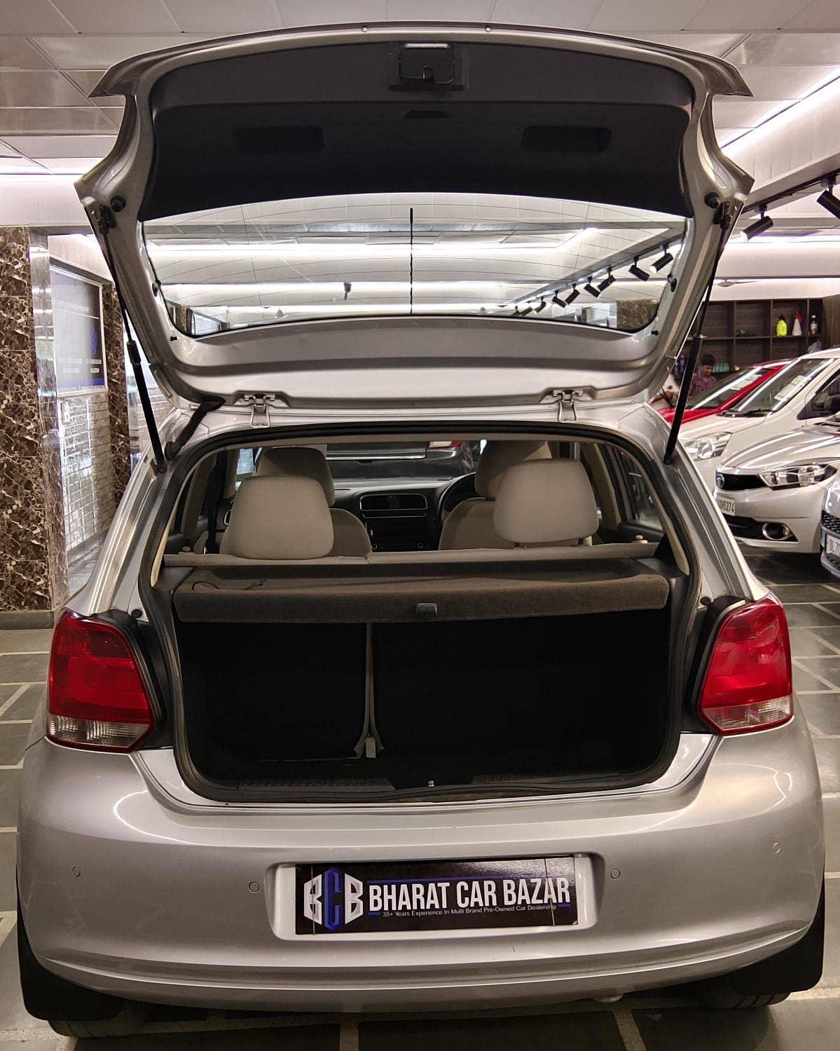 24,000 KMS Volkswagen POLO 1.2 HIGHLINE PETROL (2012)