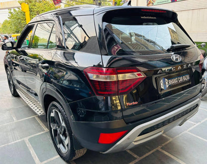 39,000 KMS HYUNDAI ALCAZAR SIGNATURE (O) 6 STR 1.5 DCT PETROL (2023)