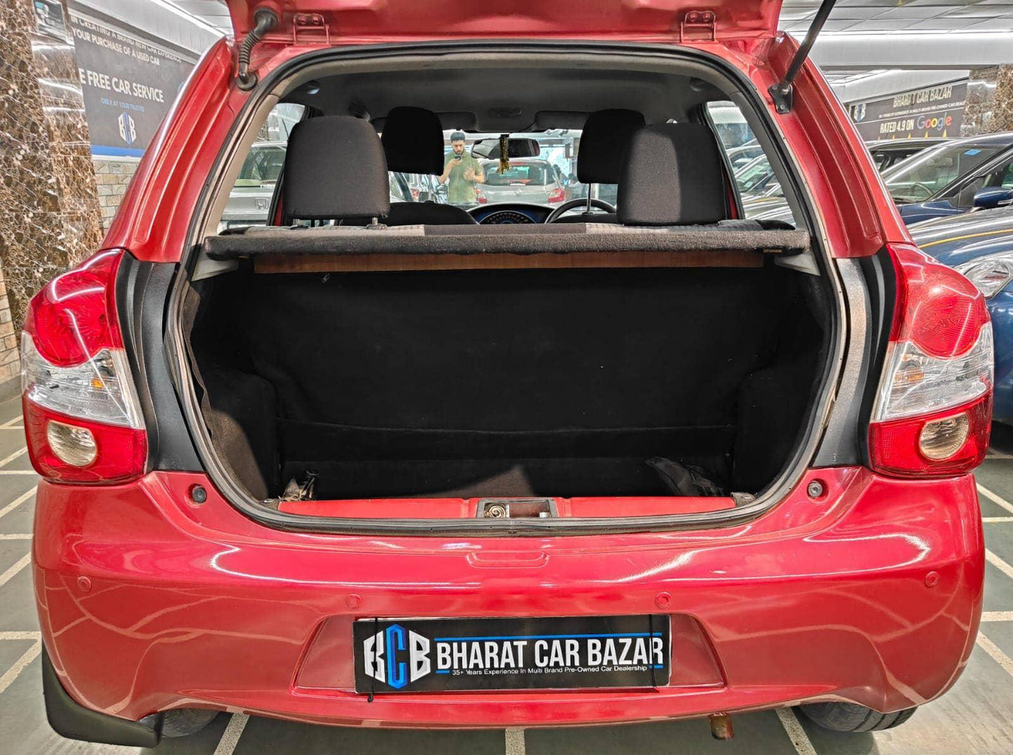 43,000 KMS TOYOTA ETIOS LIVA 1.2 PETROL (2013)