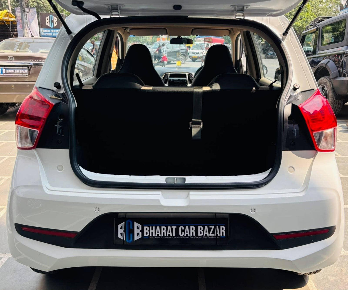 4000 KMS HYUNDAI SANTRO 1.1 ERA EXCUTIVE MT PETROL (2021)