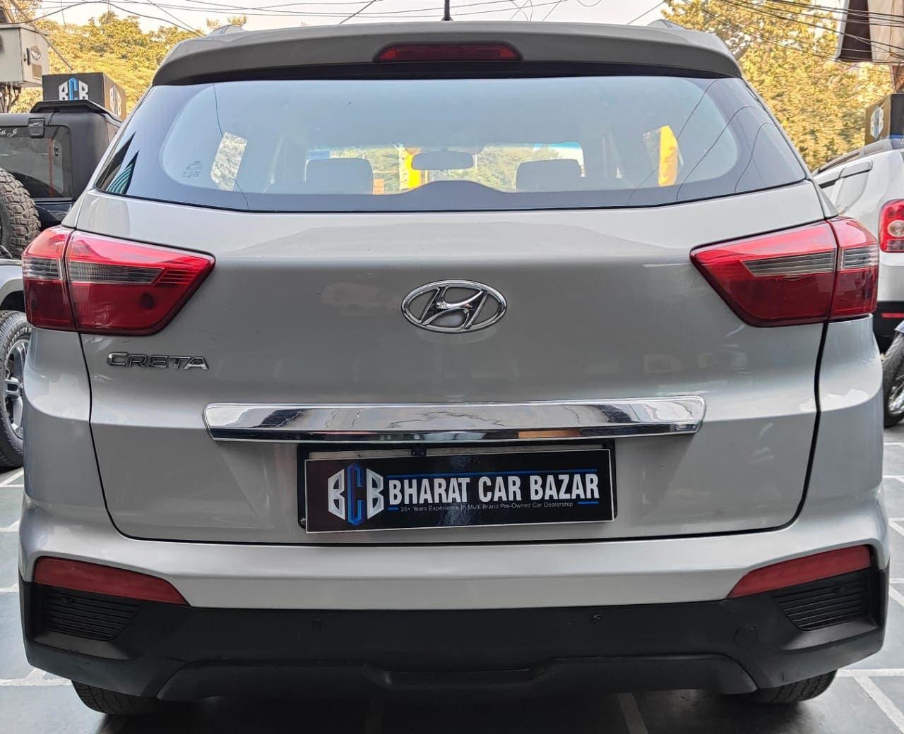 46,000 KMS HYUNDAI CRETA E+ PETROL (2017)