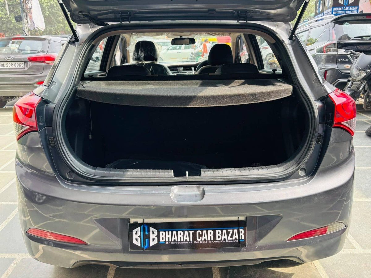 27,000 KMS HYUNDAI I20 MAGNA 1.2 PETROL (2017)