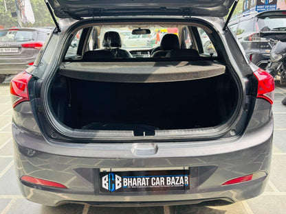 27,000 KMS HYUNDAI I20 MAGNA 1.2 PETROL (2017)