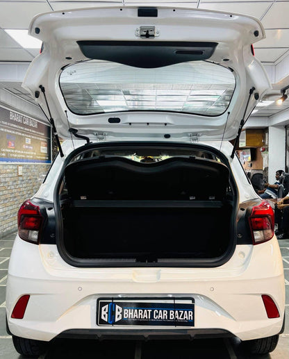 14,000 KMS HYUNDAI GRAND I10 NIOS 1.2 SPORTZ MT KAPPA PETROL (2025)