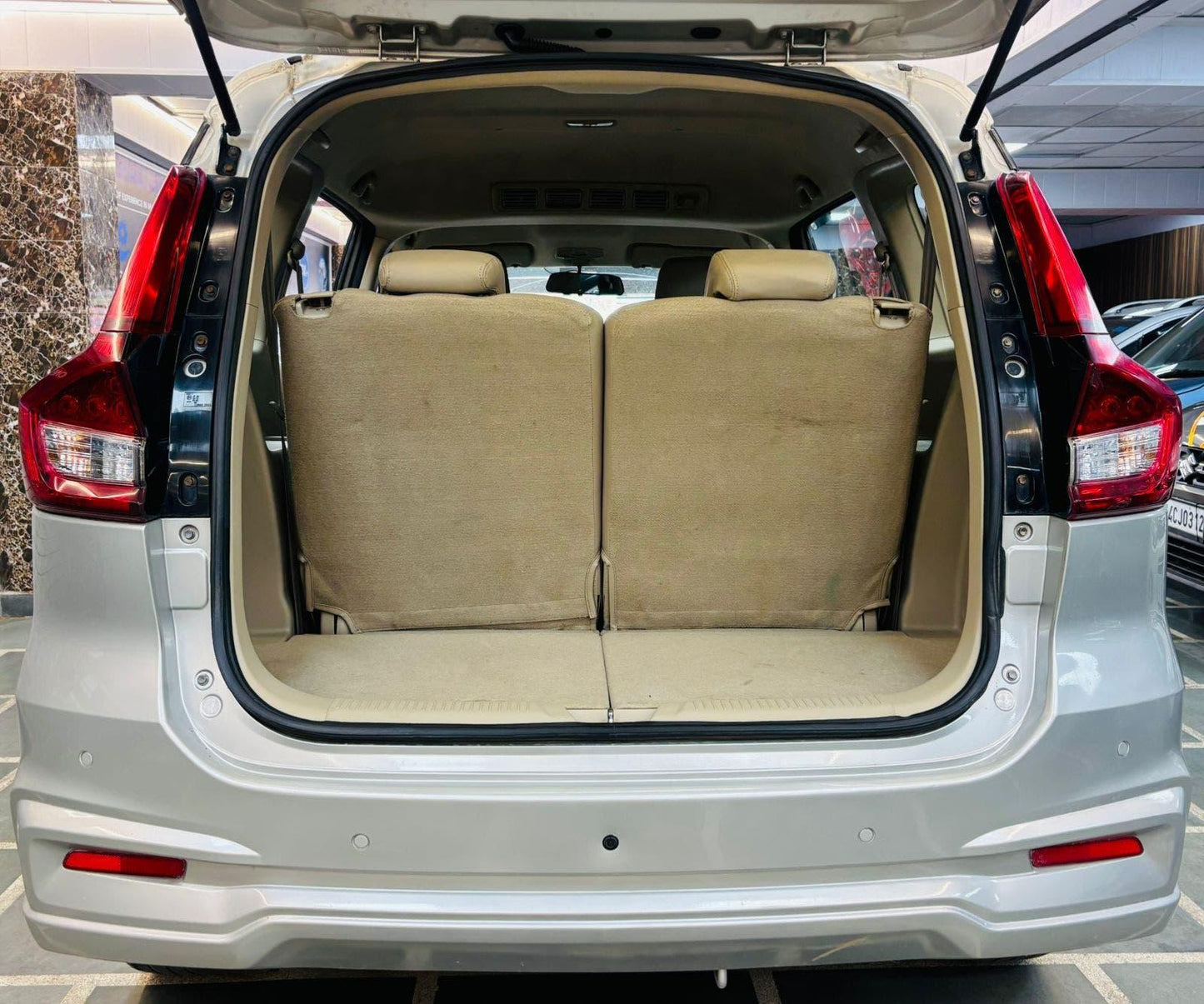 32,000 KMS MARUTI ERTIGA VXI AUTOMATIC PETROL (2019)