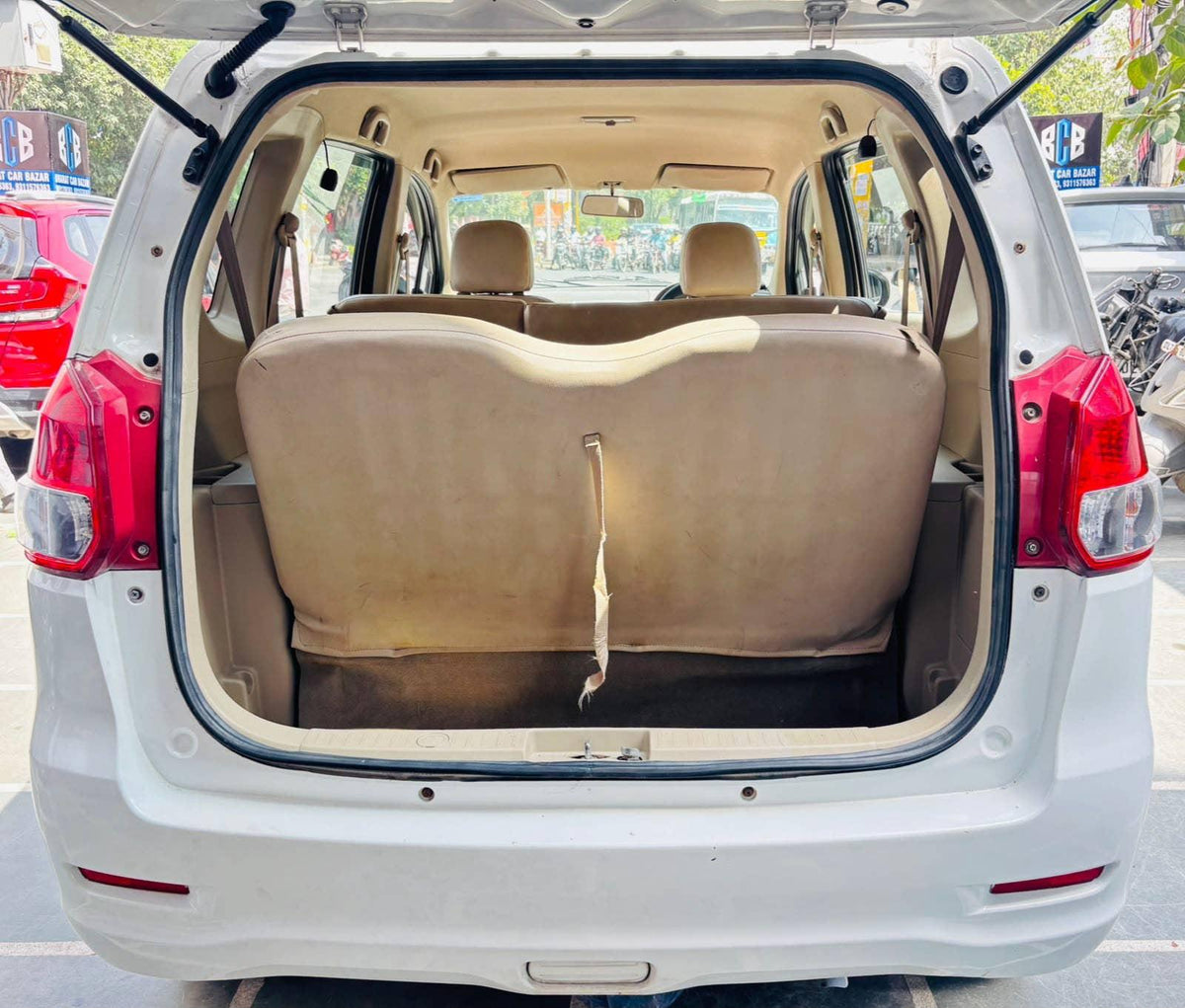 22,000 KMS MARUTI ERTIGA LXI PETROL (2012)