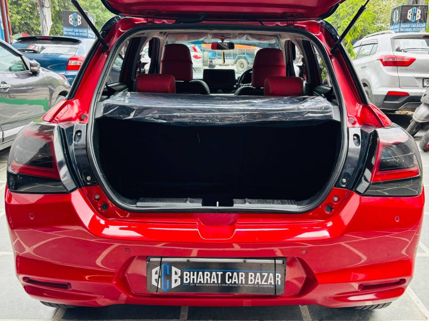 39,000 KMS MARUTI SWIFT ZXI+ PETROL (2024)