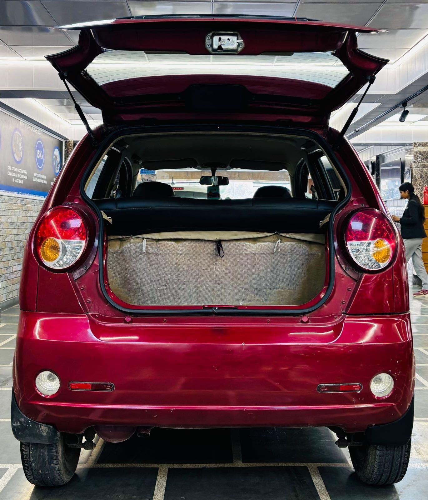 23,000 KMS CHEVROLET SPARK 1.0 LT PETROL (2012)