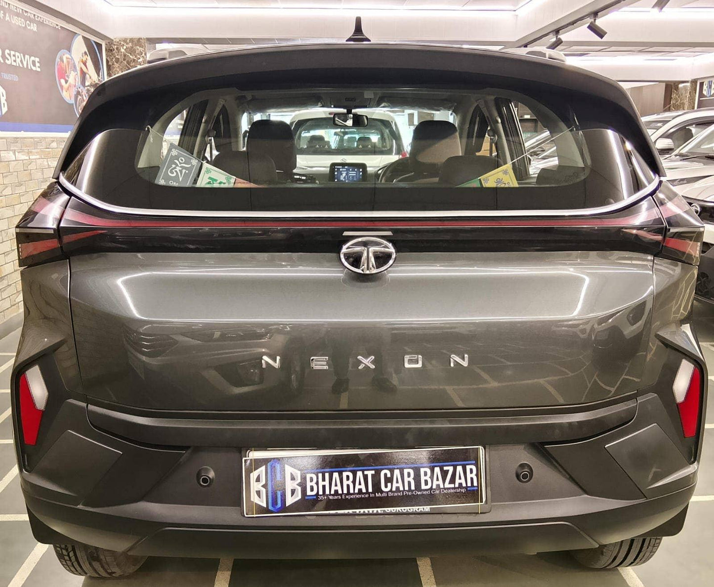 9,000 KMS TATA NEXON 1.2 SMART+ PETROL (2024)