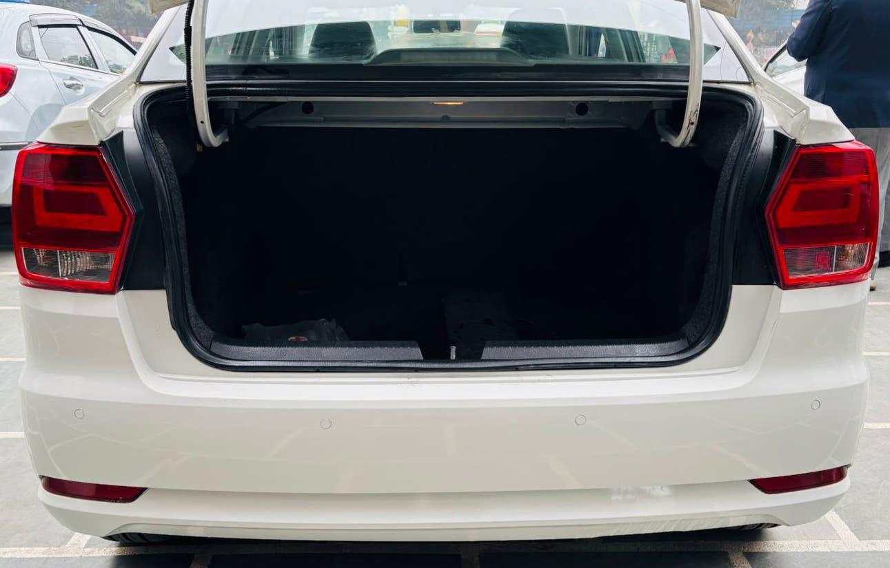 VOLKSWAGEN AMEO COMFORTLINE 1.0 PETROL (2019)