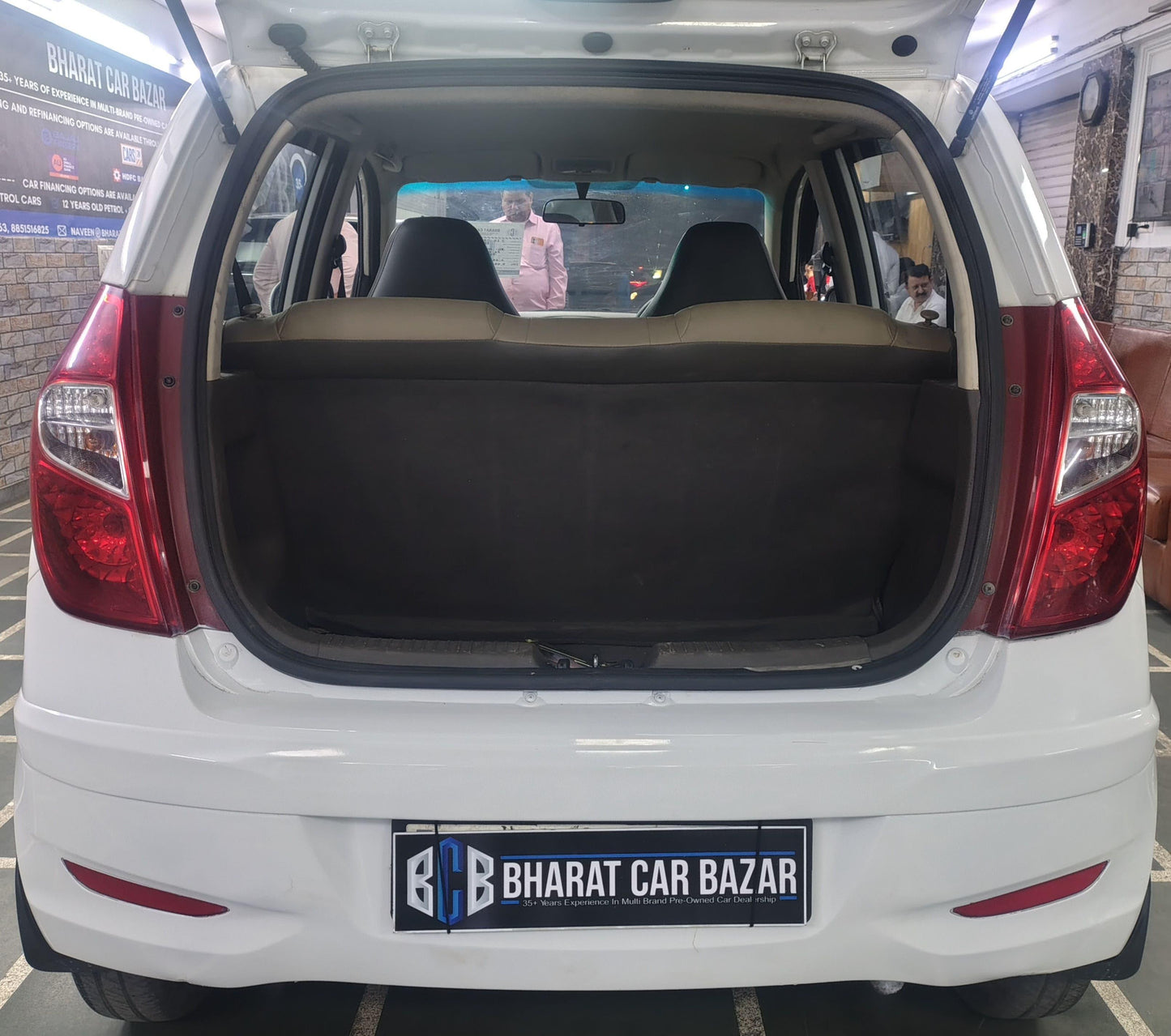 26,000 KMS HYUNDAI I10 MAGNA PETROL (2015)