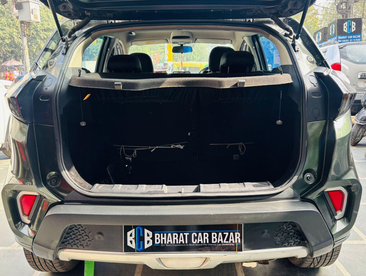 44,000 KMS TATA NEXON XZ+ 1.2 RTN PETROL (2020)