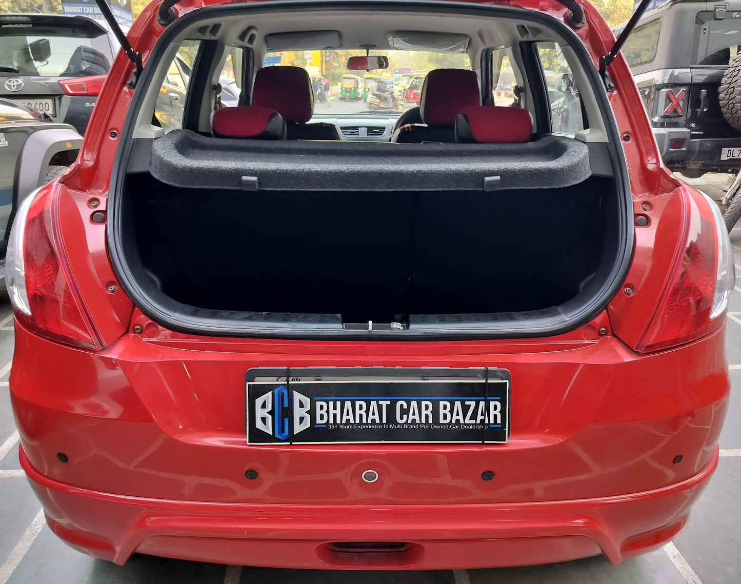 45,000 KMS MARUTI SWIFT VXI PETROL (2016)