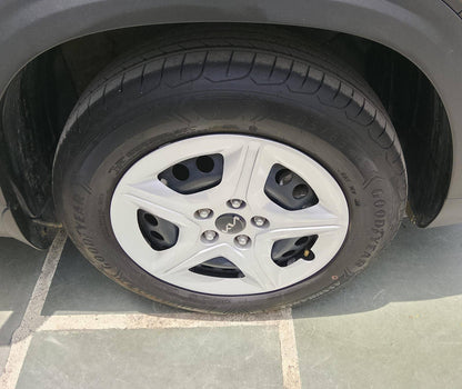5,000 KMS KIA SELTOS G 1.5 6MT HTE (O) PETROL (2025)
