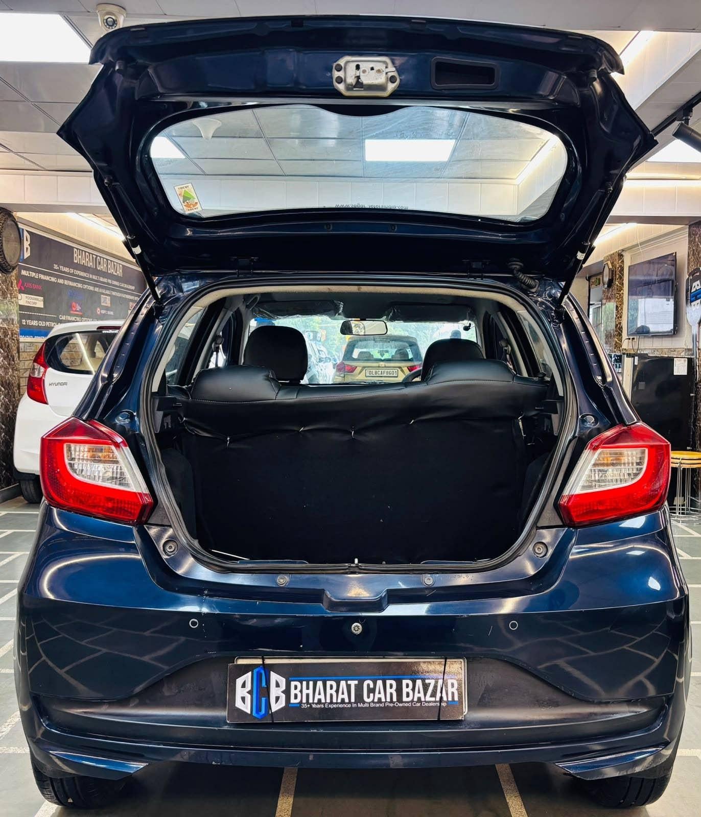 21,000 KMS TATA TIAGO XT (O) 1.2 RTN PETROL (2023)