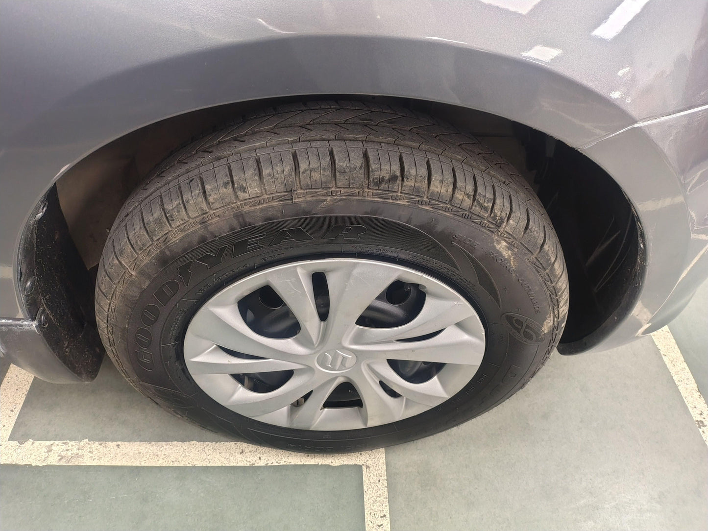 MARUTI SWIFT LXI (O) PETROL (2017)