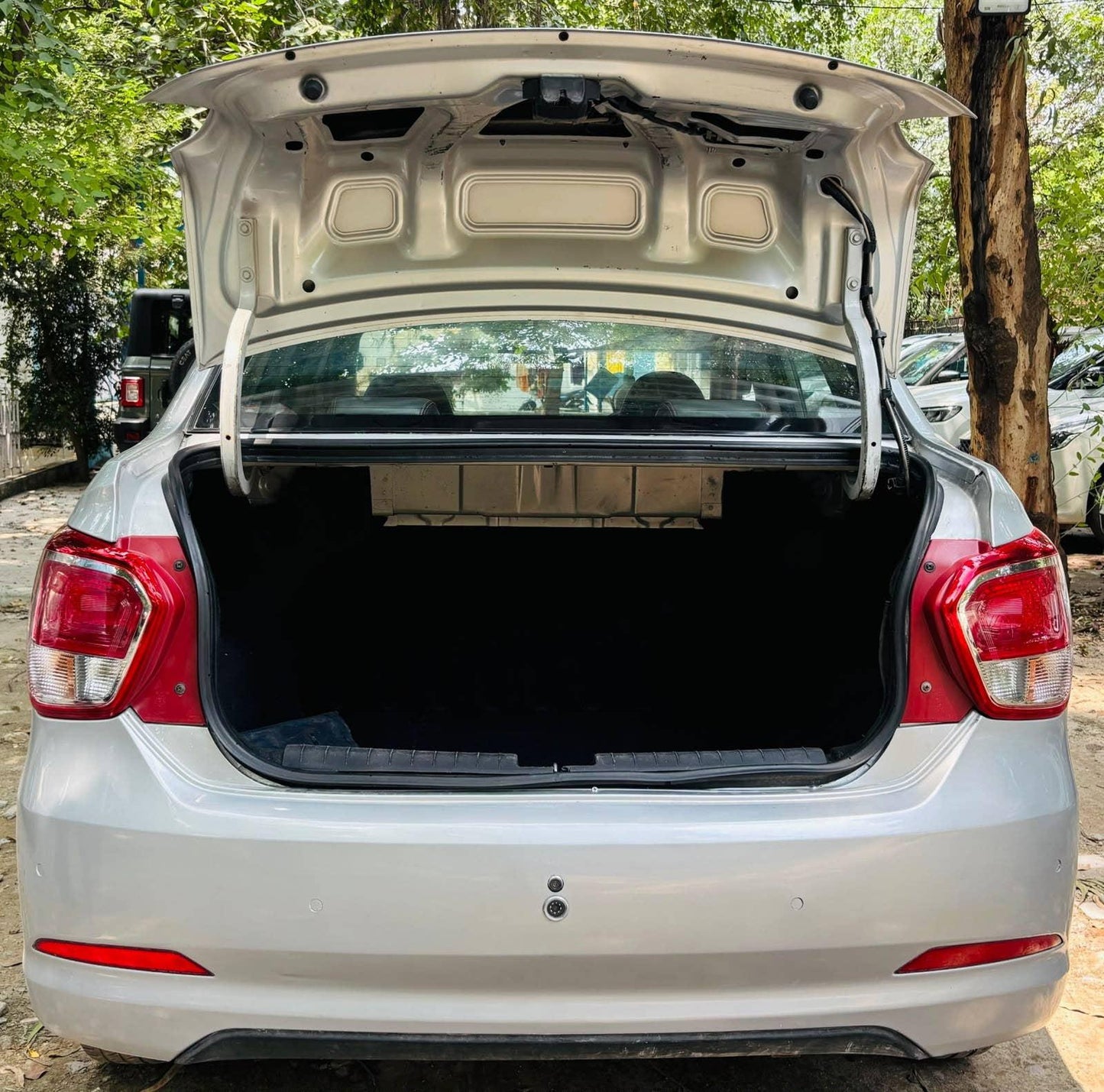 HYUNDAI XCENT 1.2 VTVT S (O) PETROL (2015)