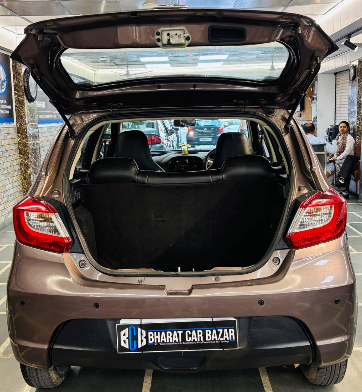 13,000 KMS TATA TIAGO XM 1.2 RTN MT PETROL (2019)