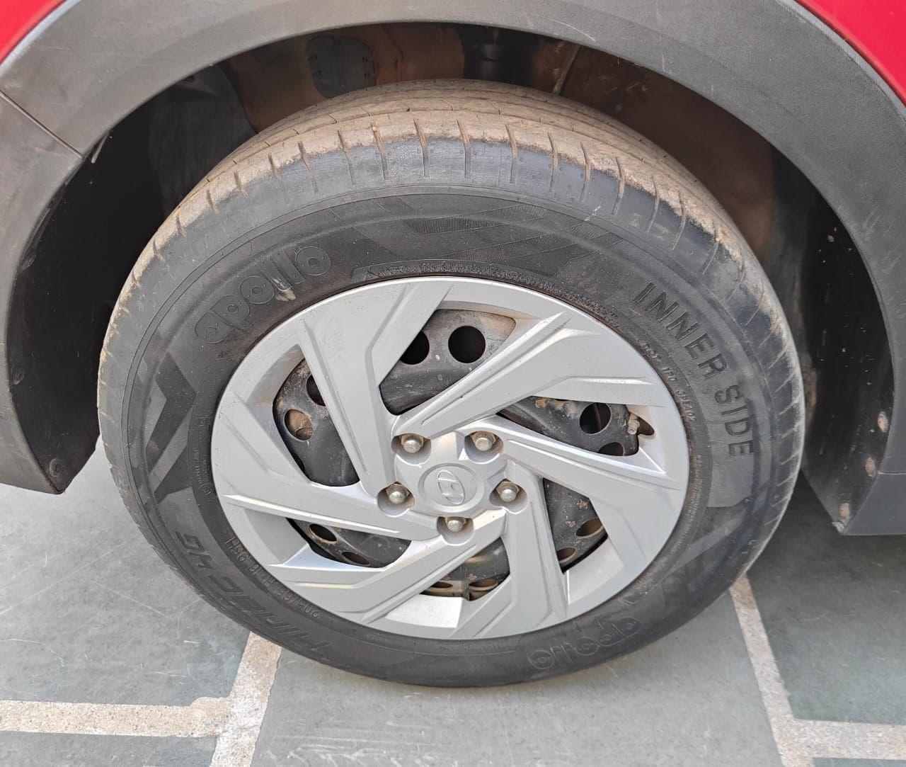 HYUNDAI CRETA E+ PETROL (2017)