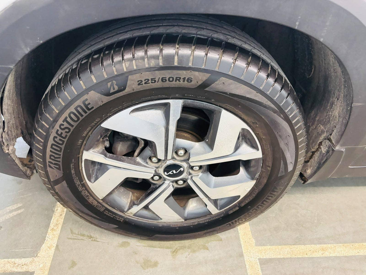 KIA SONET D 1.5 6MT HTX DIESEL (2022)