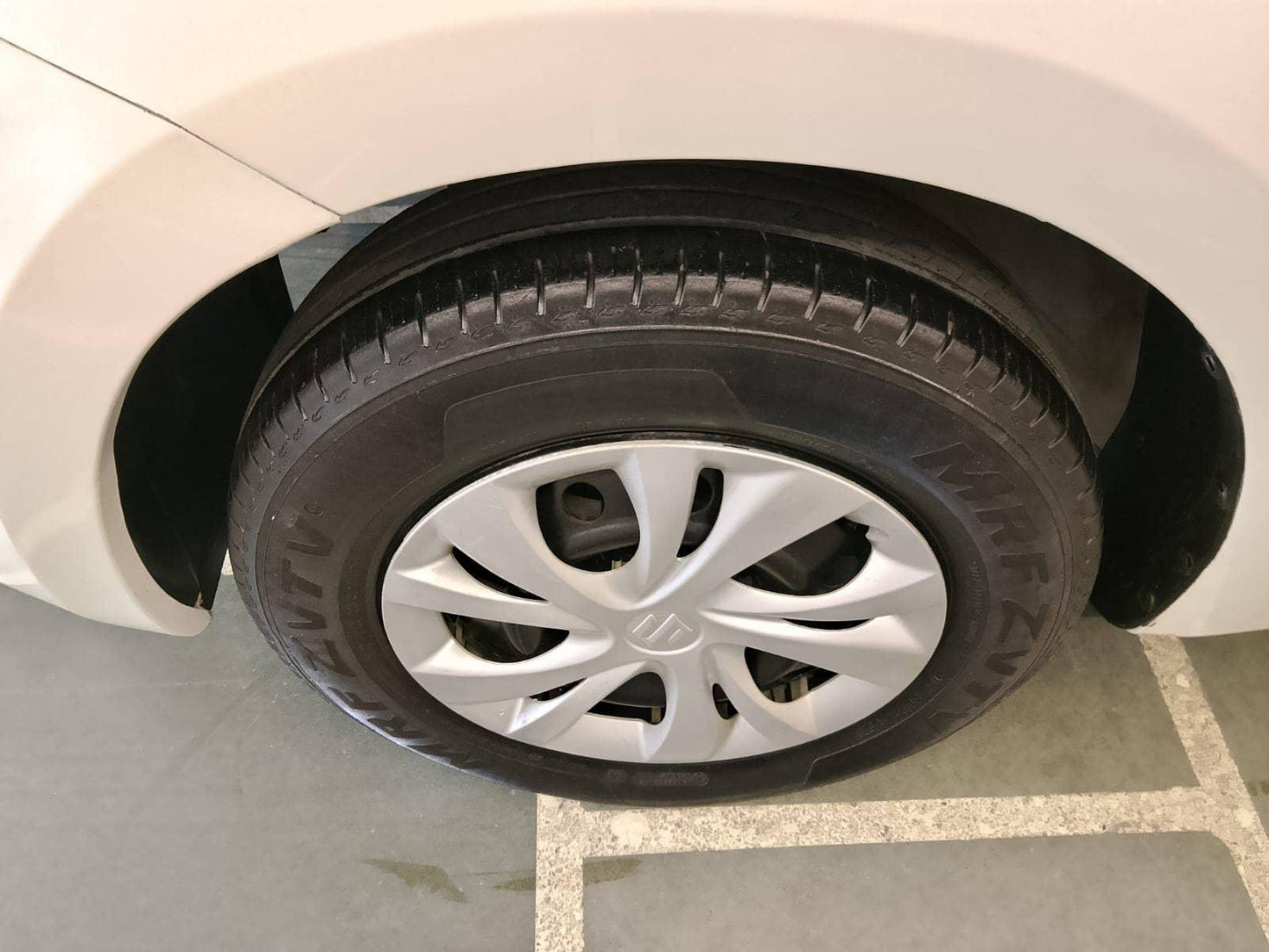 17,000 KMS MARUTI SWIFT DZIRE VXI PETROL (2018)