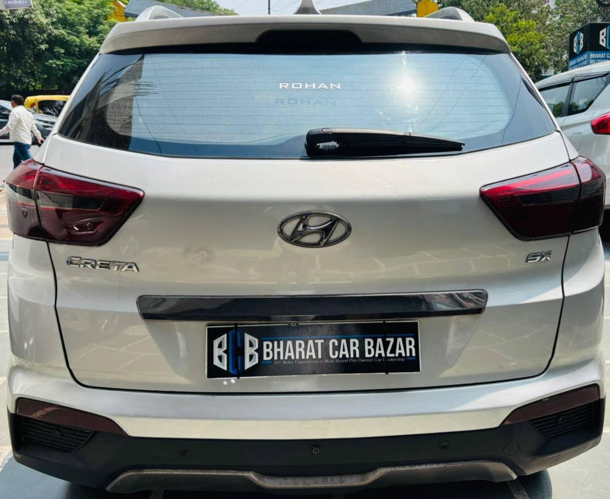HYUNDAI CRETA SX+ 1.6 MT PETROL (2015)