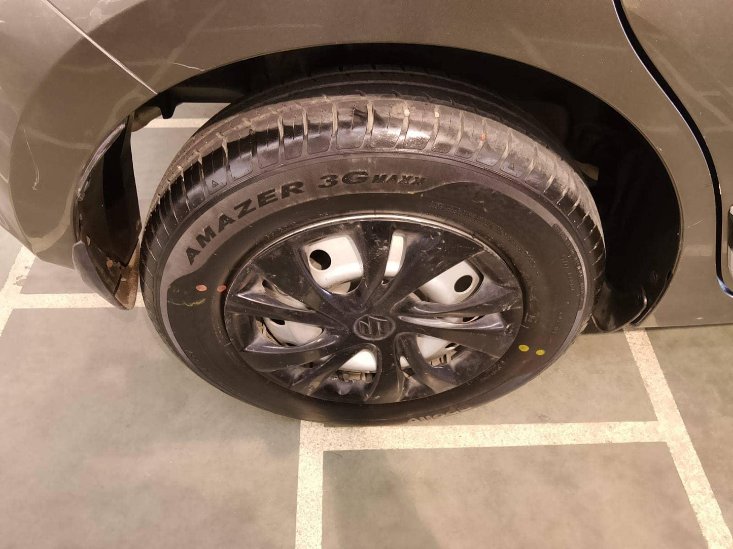 19,000 KMS MARUTI SWIFT LXI PETROL (2019)