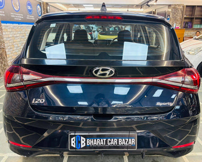 24,000 KMS HYUNDAI I20 1.2 SPORTZ MT PETROL (2021)