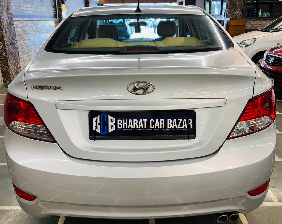 29,000 KMS HYUNDAI VERNA 1.4 EX MT PETROL (2014)