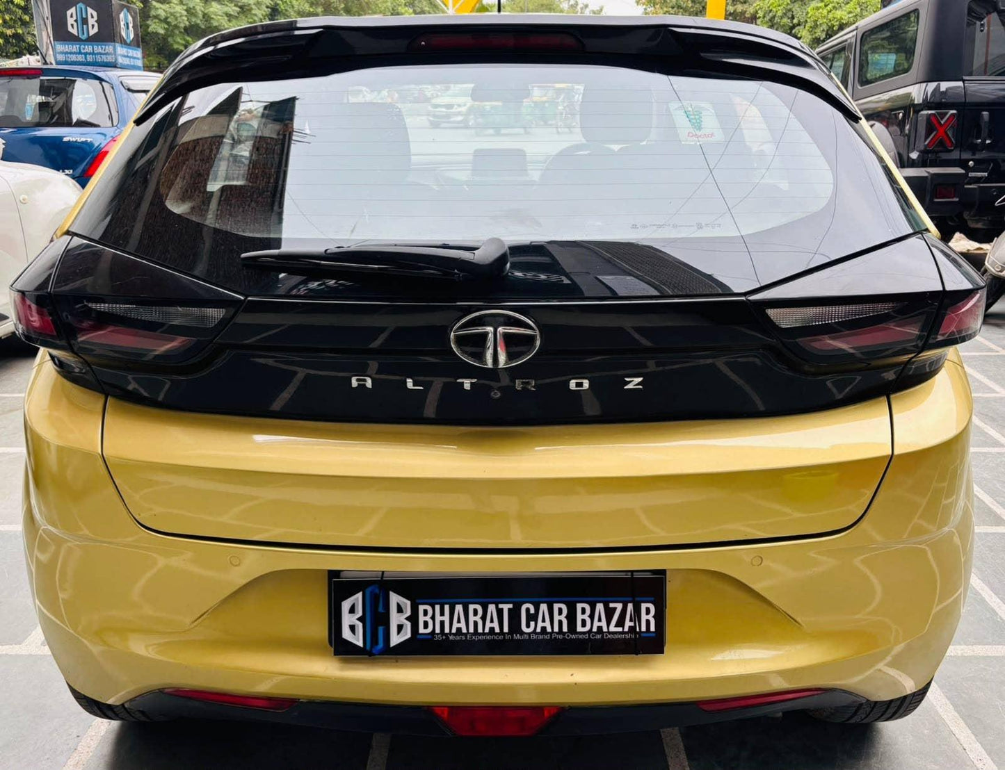 40,000 KMS TATA ALTROZ 1.2 XZ RTN MT PETROL (2020)