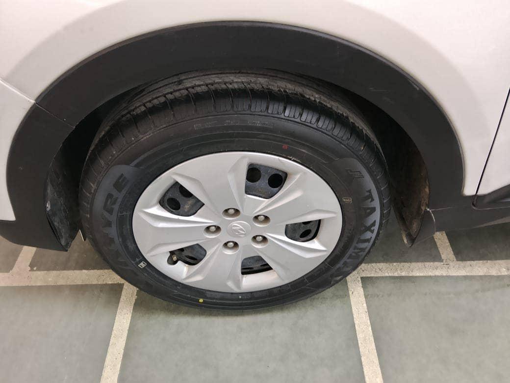 HYUNDAI CRETA 1.6 VTVT PETROL (2016)