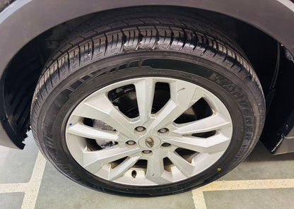 MAHINDRA XUV 300 W8 PETROL (2019)