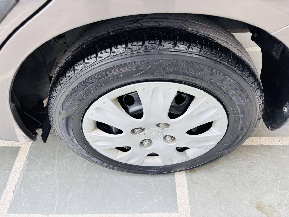 23,000 KMS HONDA AMAZE 1.2 S MT PETROL (2014)
