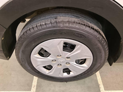 39,000 KMS HYUNDAI CRETA 1.6 E+ VTVT PETROL (2017)